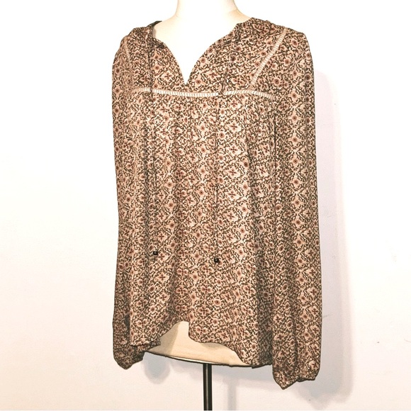 Sterling & Stitch by Buckle Earth Tone Floral Top - Picture 1 of 3